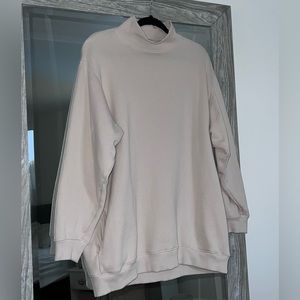 OVERSIZED MOCK-NECK SWEATER